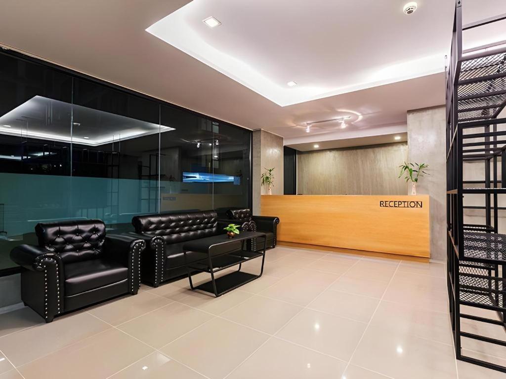 B2 South Pattaya Premier Hotel Extérieur photo